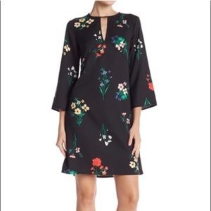 NWT Vince Camuto Black Floral Print Dress - Size 4
